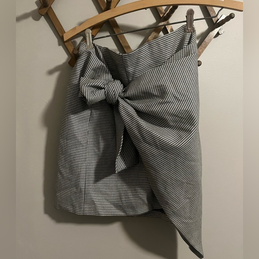 Zara asymmetrical bow wrap skirt - Picture 2 of 6